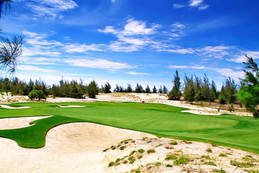 Golden Sand Golf