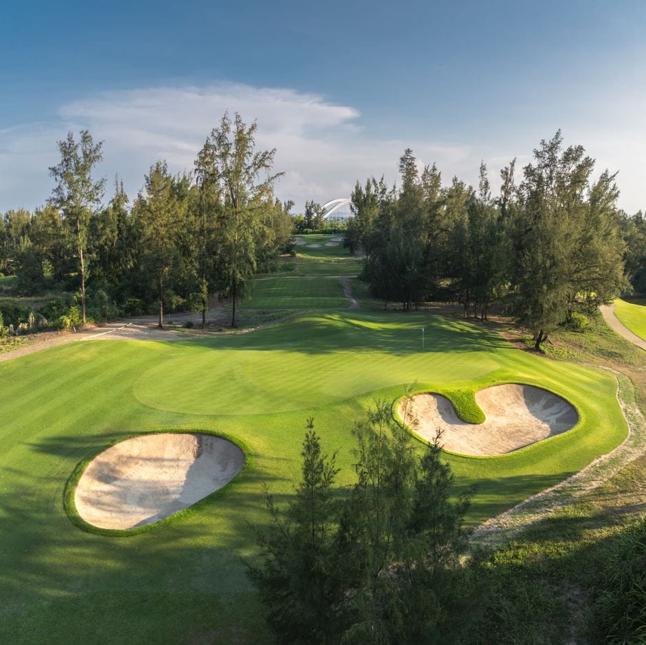 Da Nang Golf Package Price 2026 | 4D3N from USD 650 – Play Top Courses in Vietnam