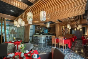 Restaurant at Royal Riverside Hotel Hoi An with traditional Vietnamese design