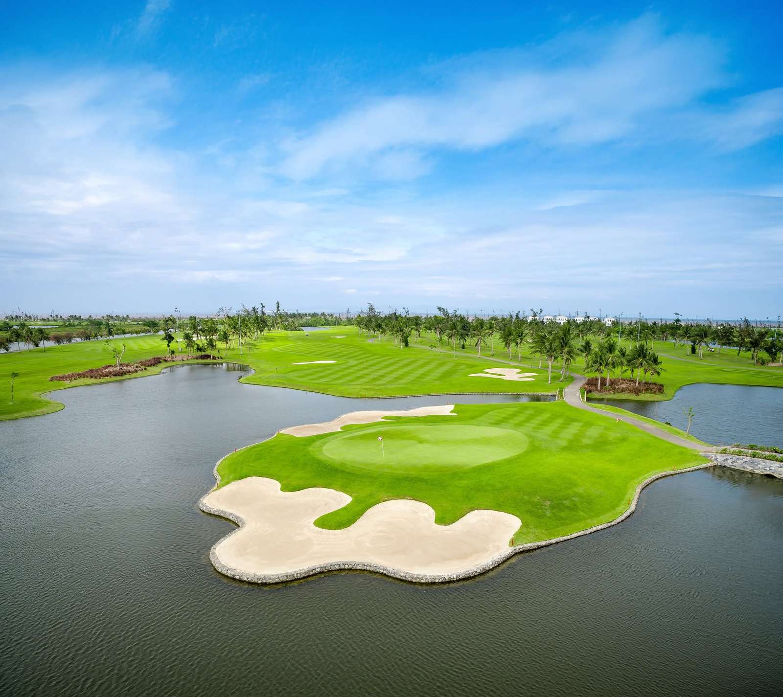 Hanoi Muslim Golf Package | Halal-Friendly 4D3N Golf Tour in Northern Vietnam
