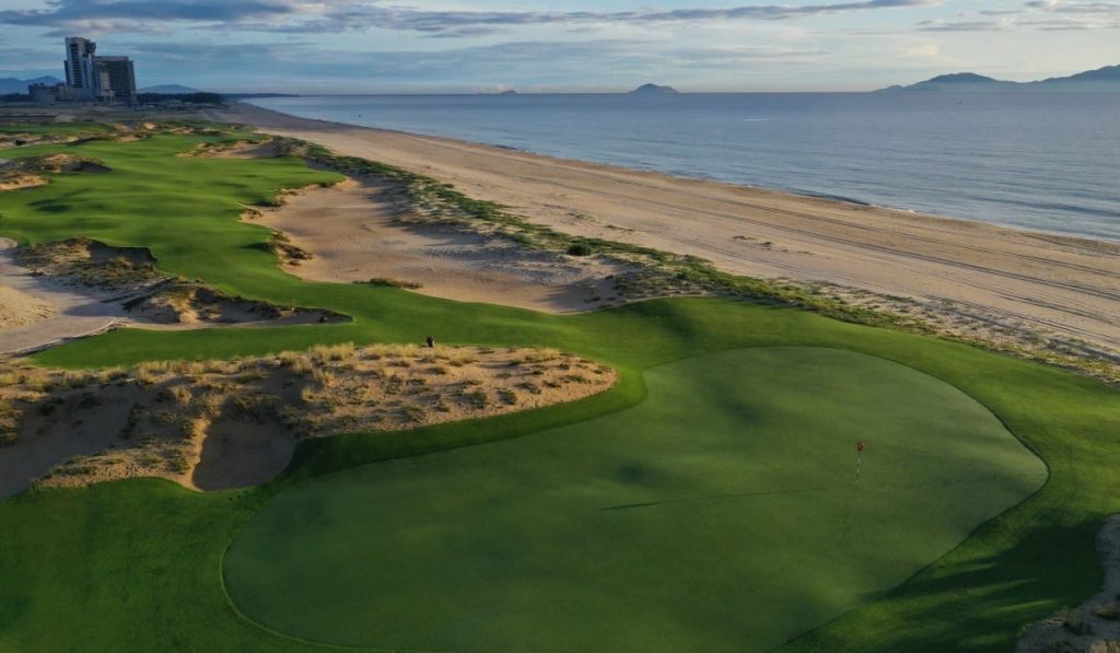 Hoiana Shores Golf Club – golf club 4 seaside green aerial, Da Nang, Vietnam