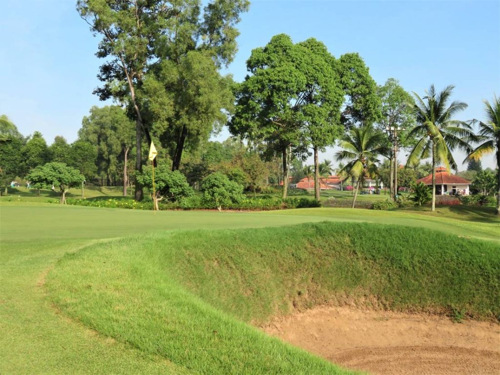 Greenside bunker on the West Course 9th hole at Vietnam Golf & Country Club