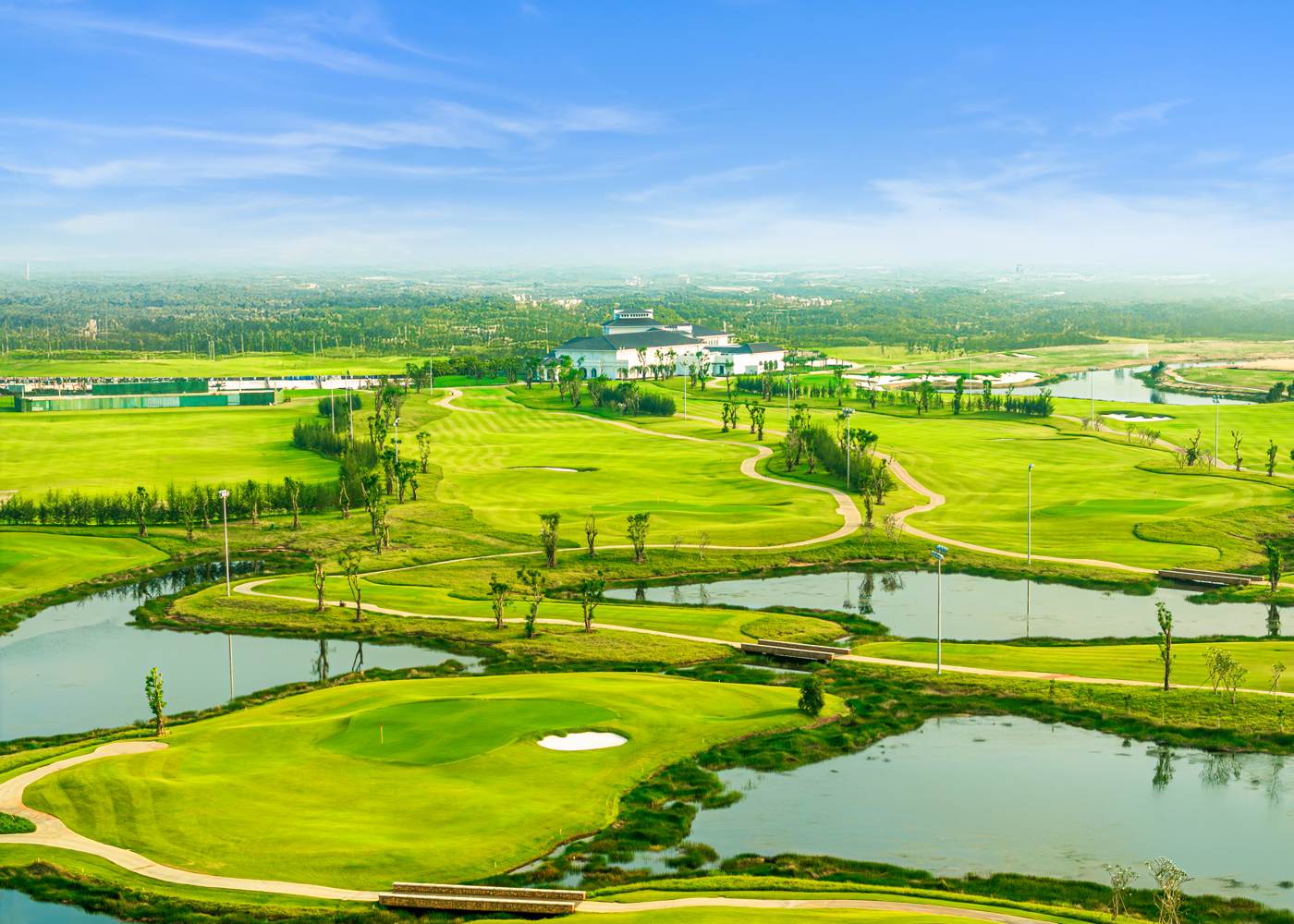 Ho Chi Minh City & Phu Quoc Golf Package 7 Days 6 Nights | City Courses + Island Golf, 5 Rounds